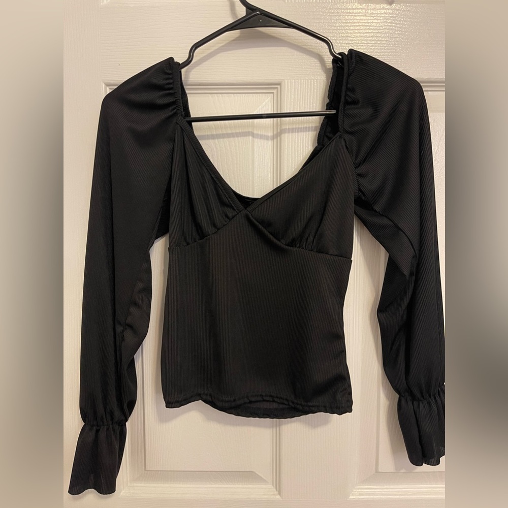 Boohoo black long sleeve top
